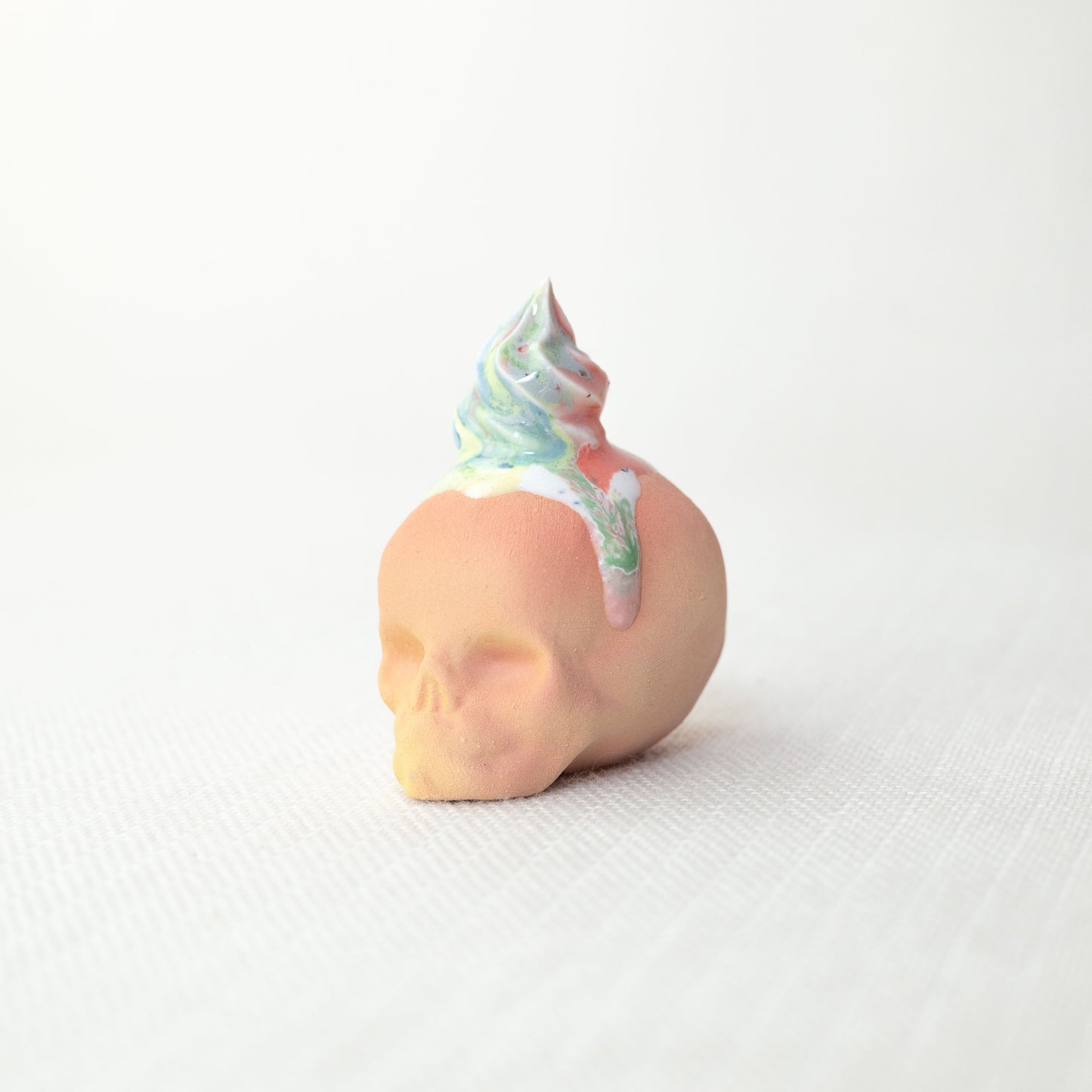 Small Rainbow Unicorn Dessert Skull C1