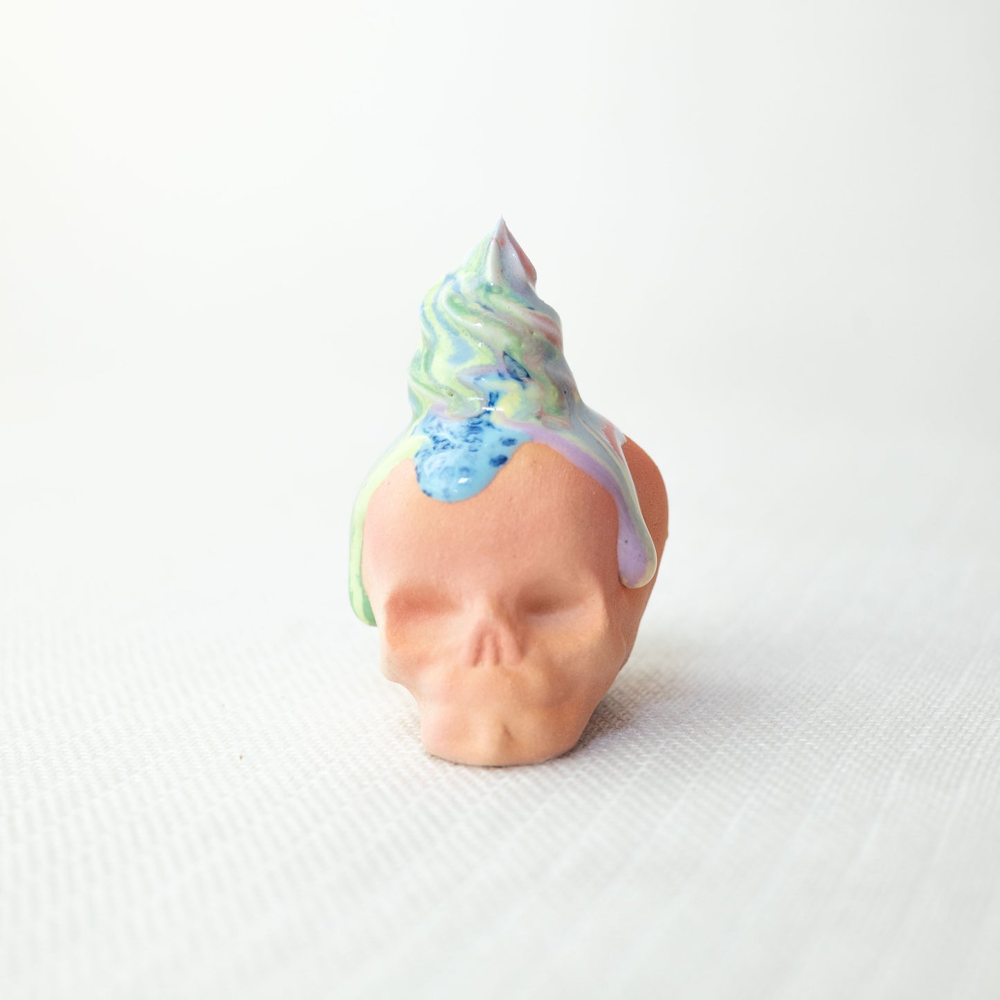 Small Rainbow Unicorn Dessert Skull C6