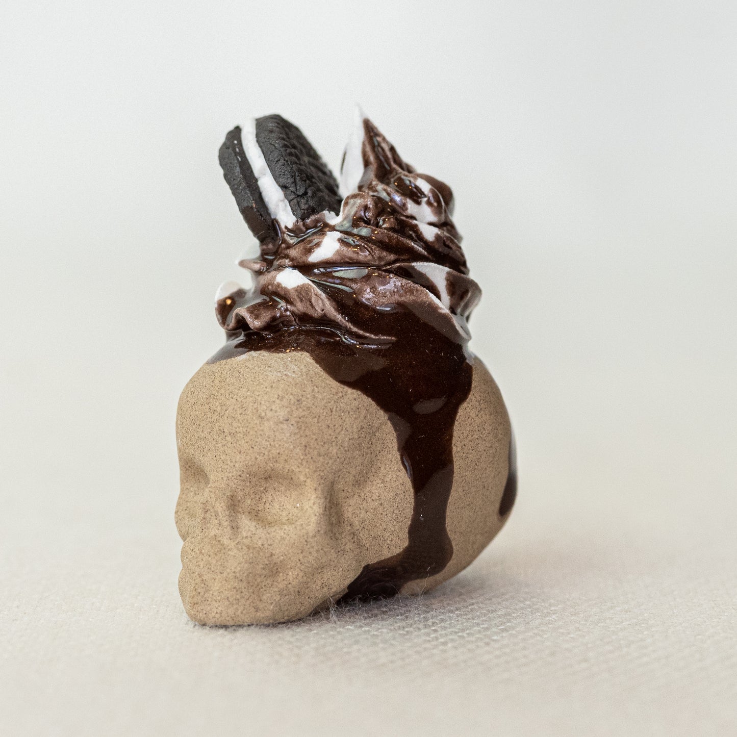 Ceramic Cookies and Cream Topping Skull (Small)