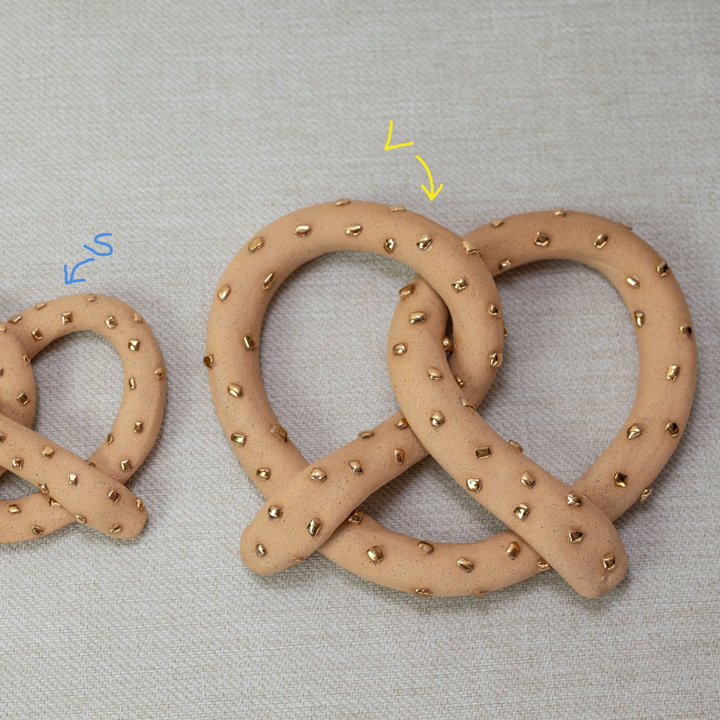 Ceramic Gilded Pretzel (Large)