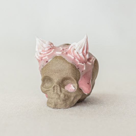 Ceramic Strawberry and Cream Horns Skull (Small)