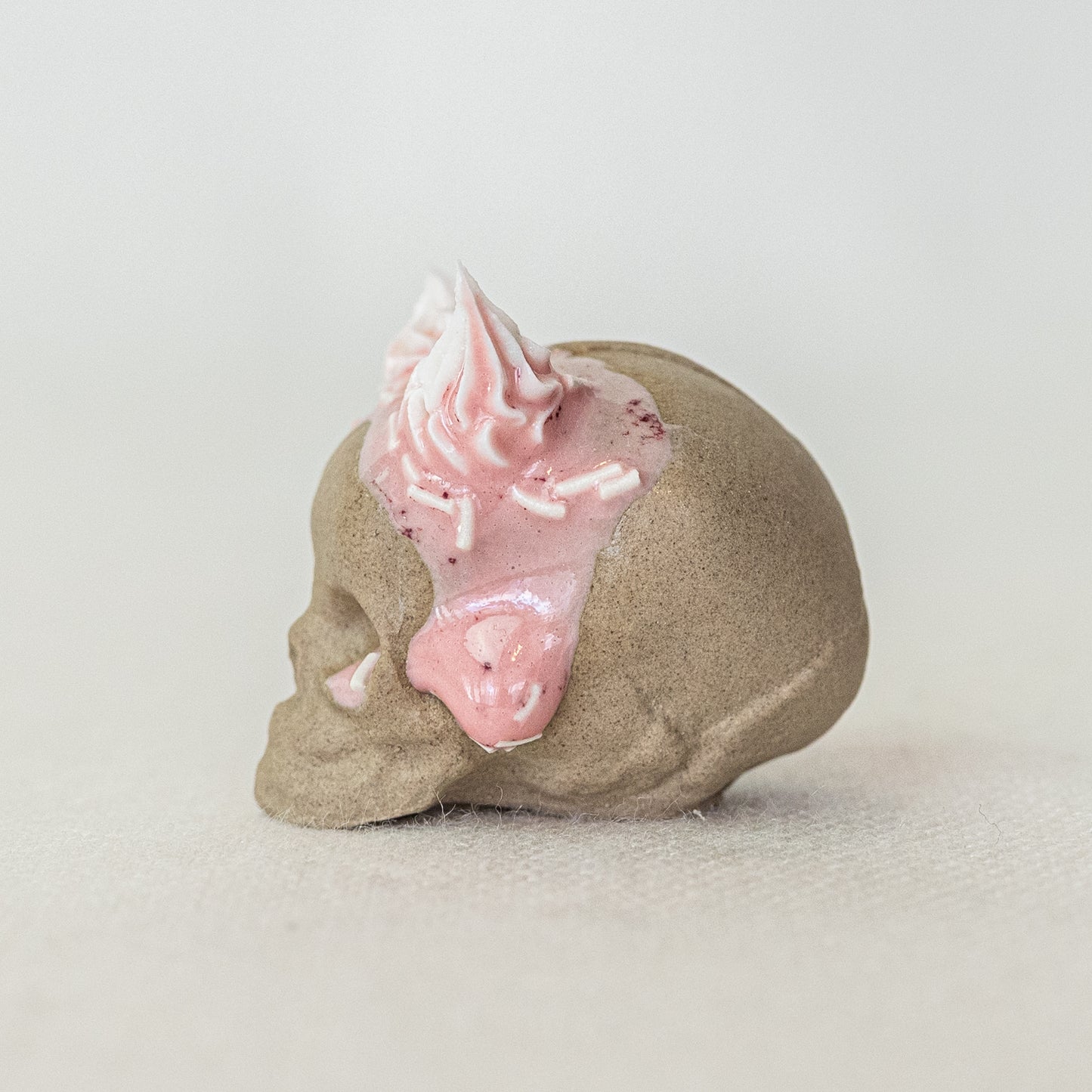 Ceramic Strawberry and Cream Horns Skull (Small)