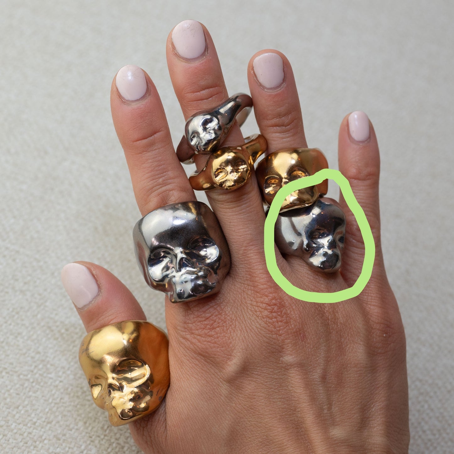 Gilded Porcelain Skull Ring - White Gold