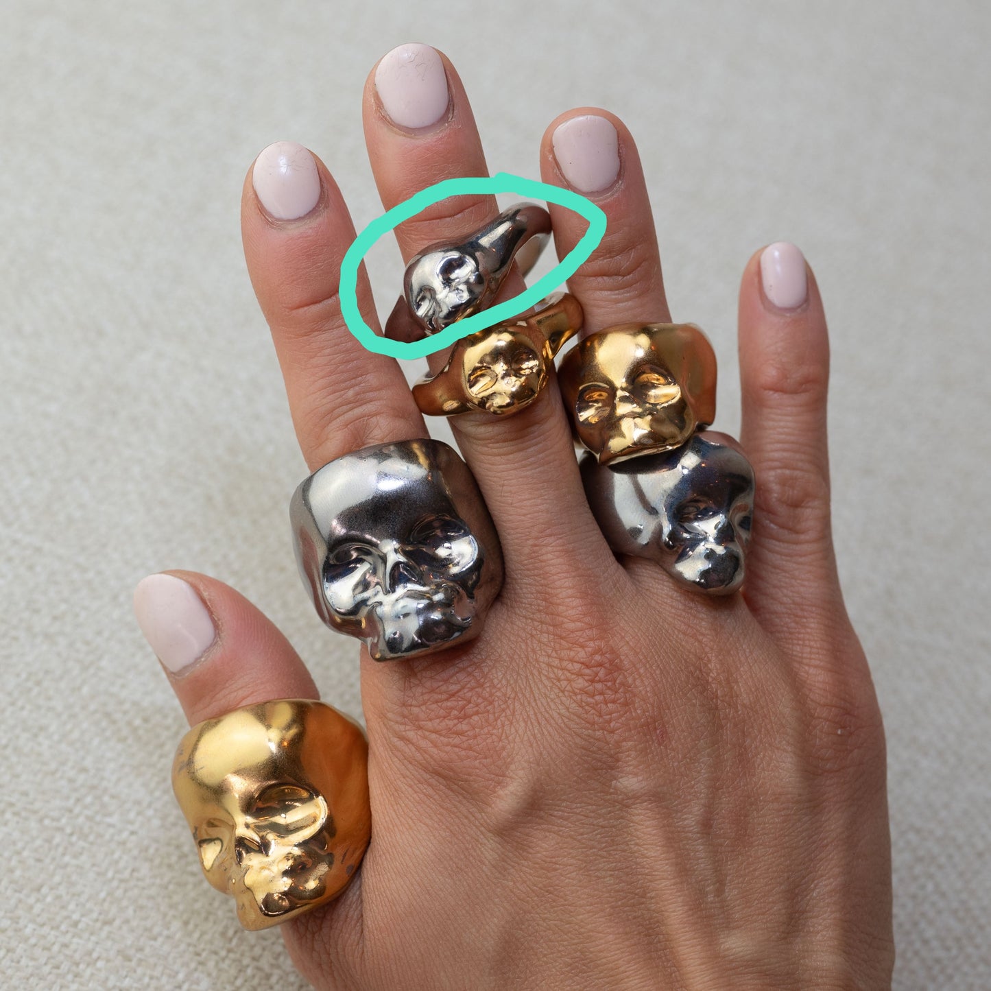 Gilded Porcelain Skull Band Ring - White Gold
