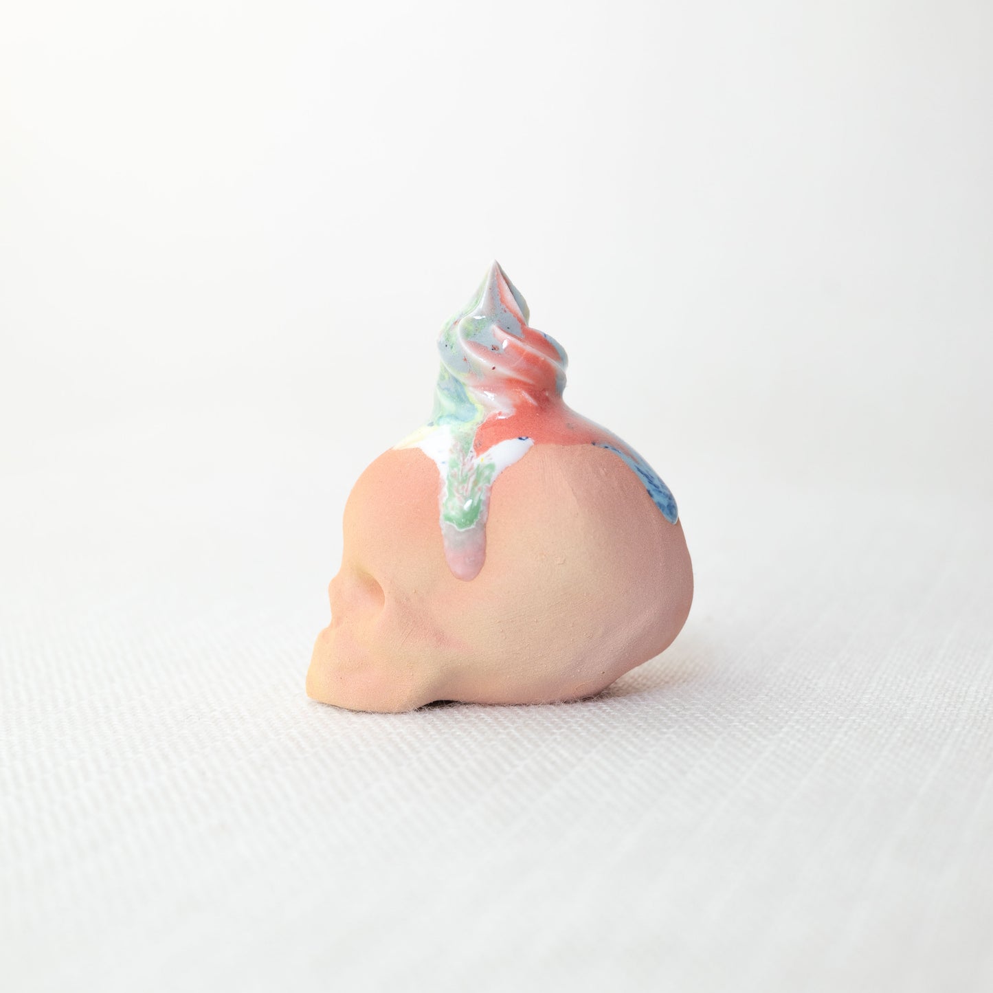 Small Rainbow Unicorn Dessert Skull C1