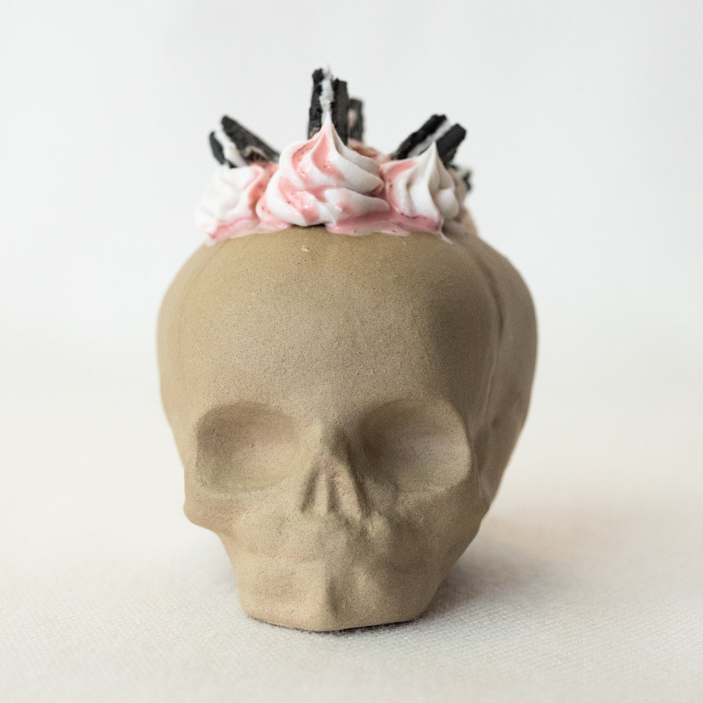 Ceramic Cookies and Cream Strawberry Mohawk Skull (Large)